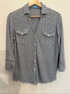 J. McLaughlin Blue and White Linen slub Striped Button-Down Shirt